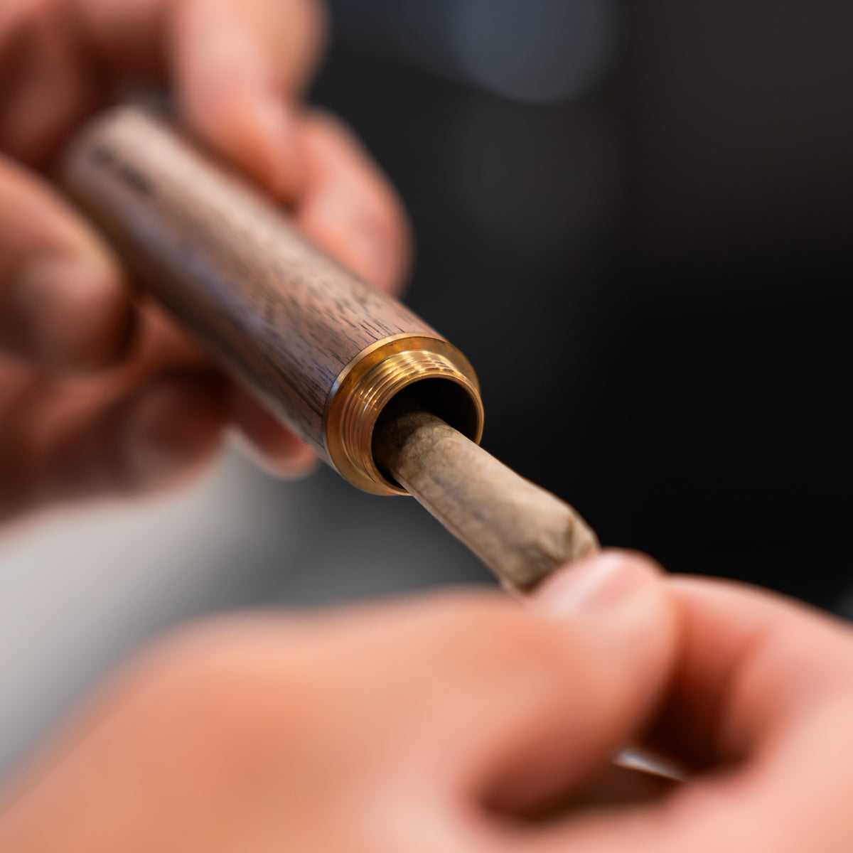 Single Smoke Holder
