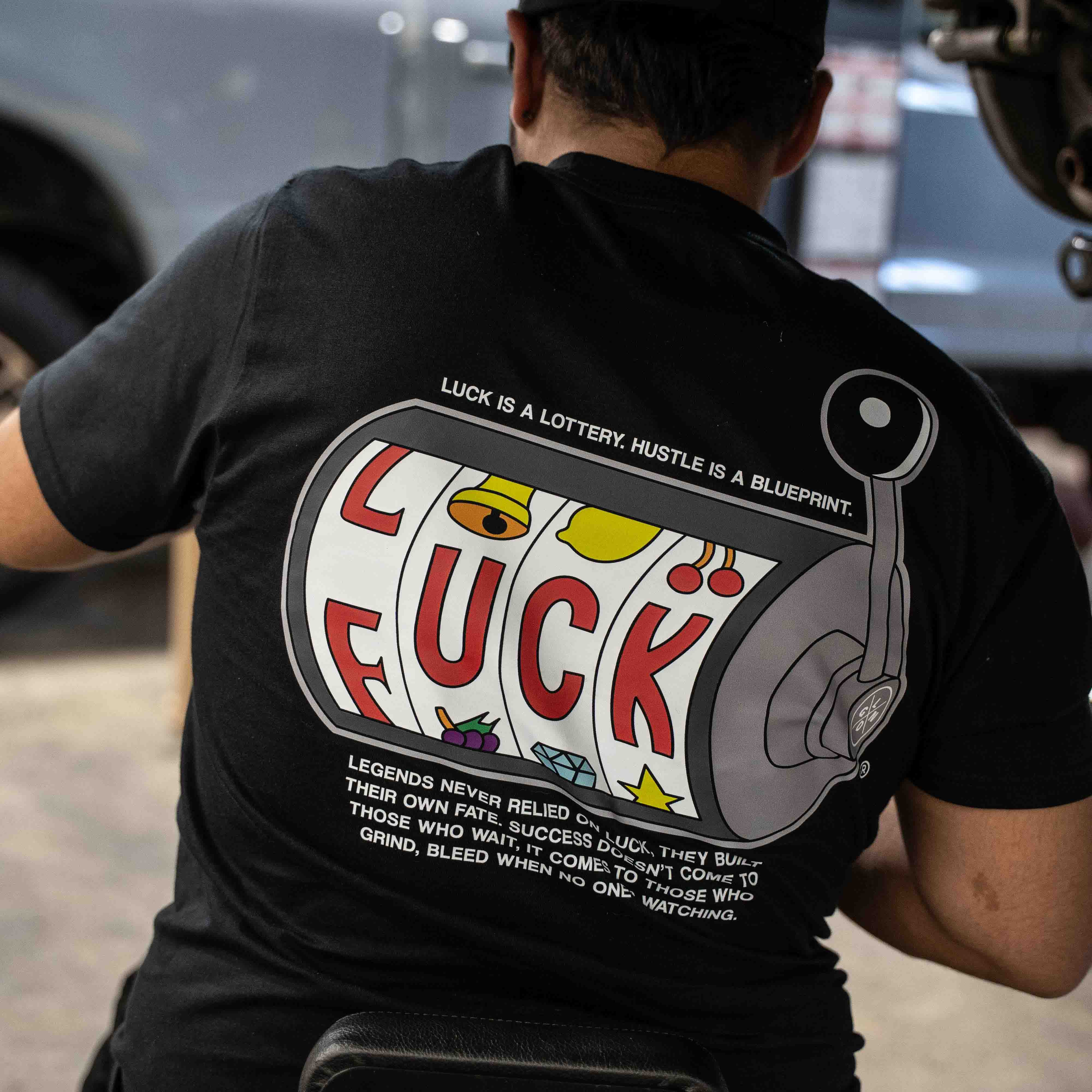 Lgndary Odds Tee