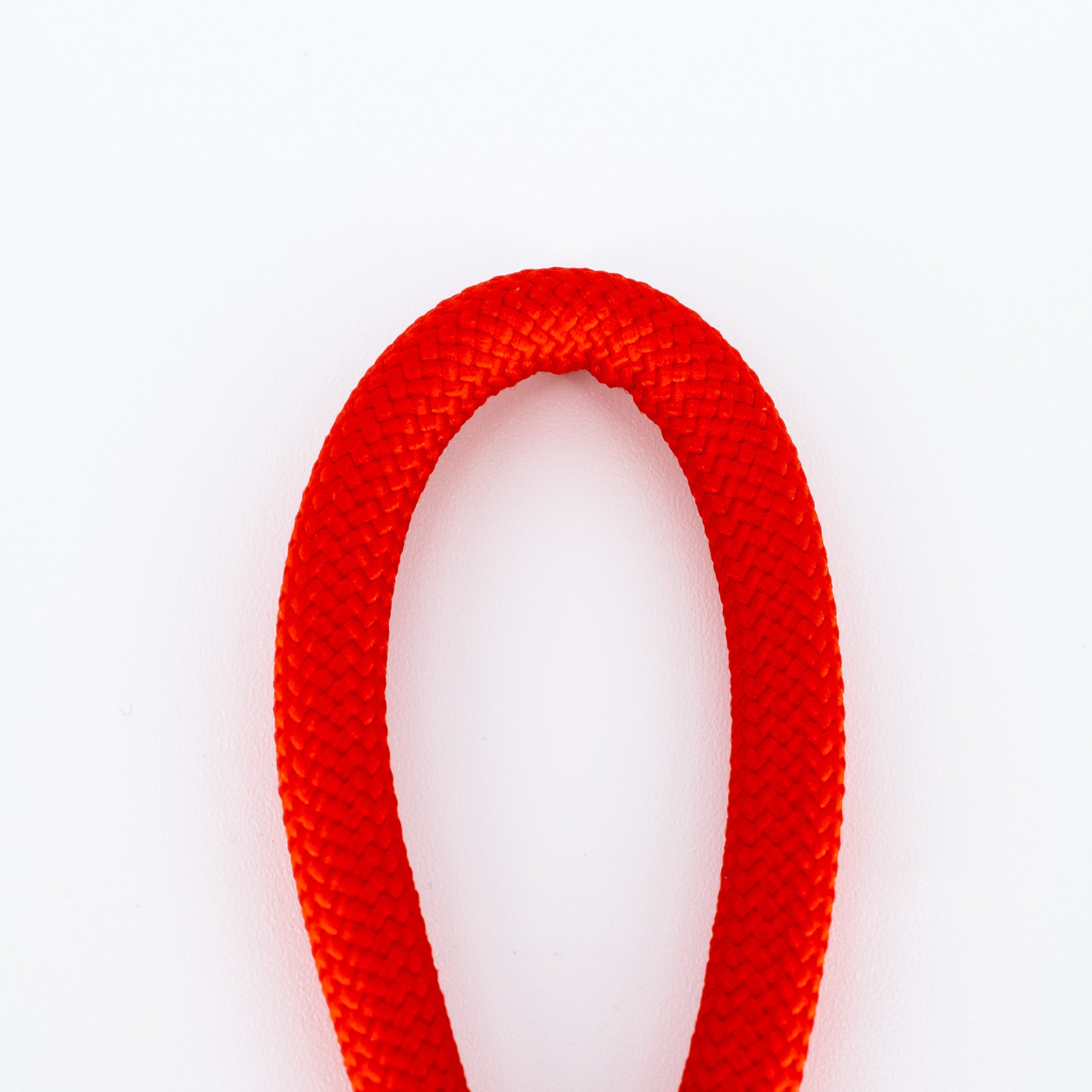 #color_crimson red