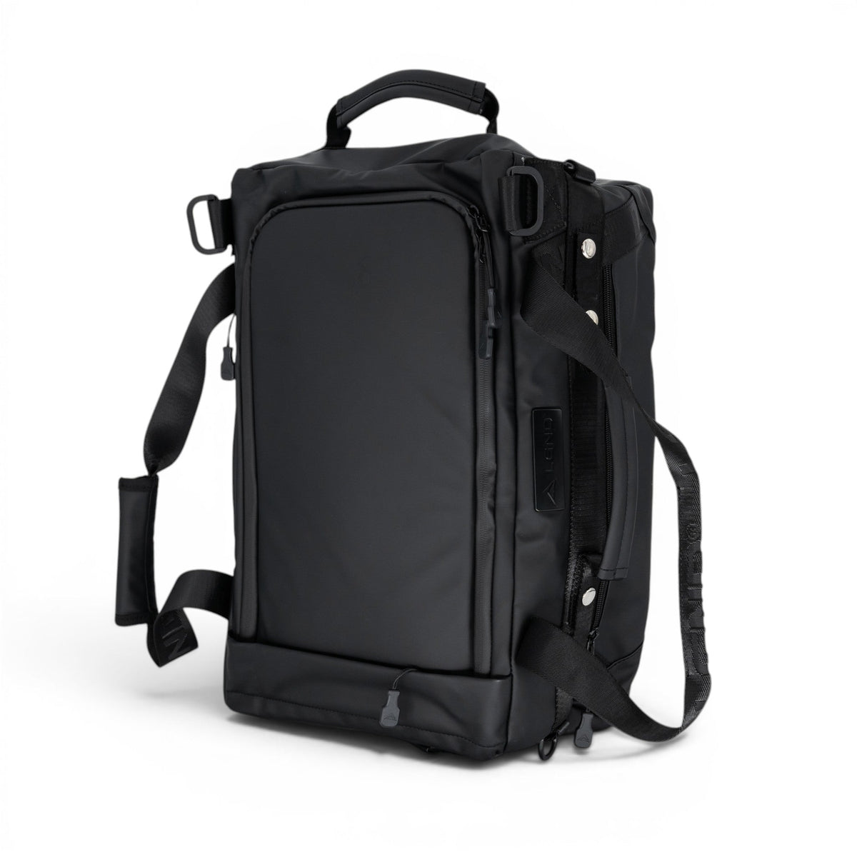 The Weekender 40L duffel in black
